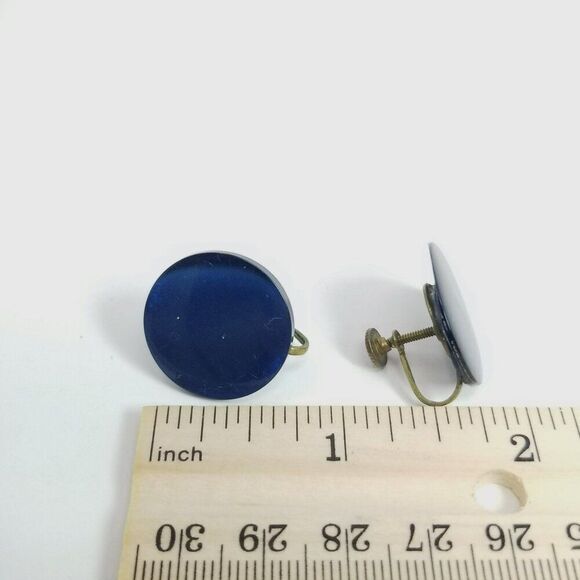 Vintage Dark Blue Lucite Plastic Disc Clip On Earrings, Round, Screw Backs - Picture 5 of 7